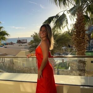 Meet your Posher, Jillian